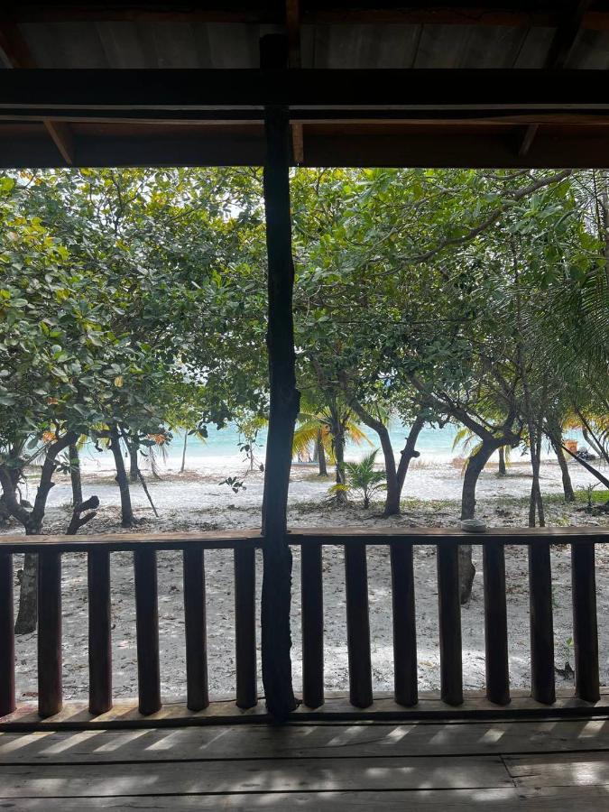 Rafikis Hostel Koh Rong Island Exterior photo