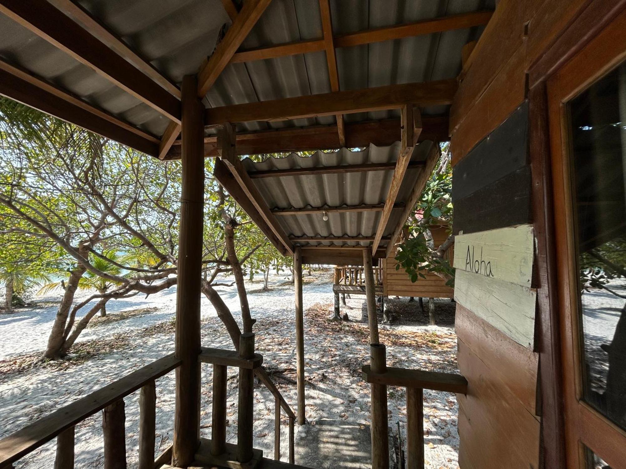 Rafikis Hostel Koh Rong Island Exterior photo