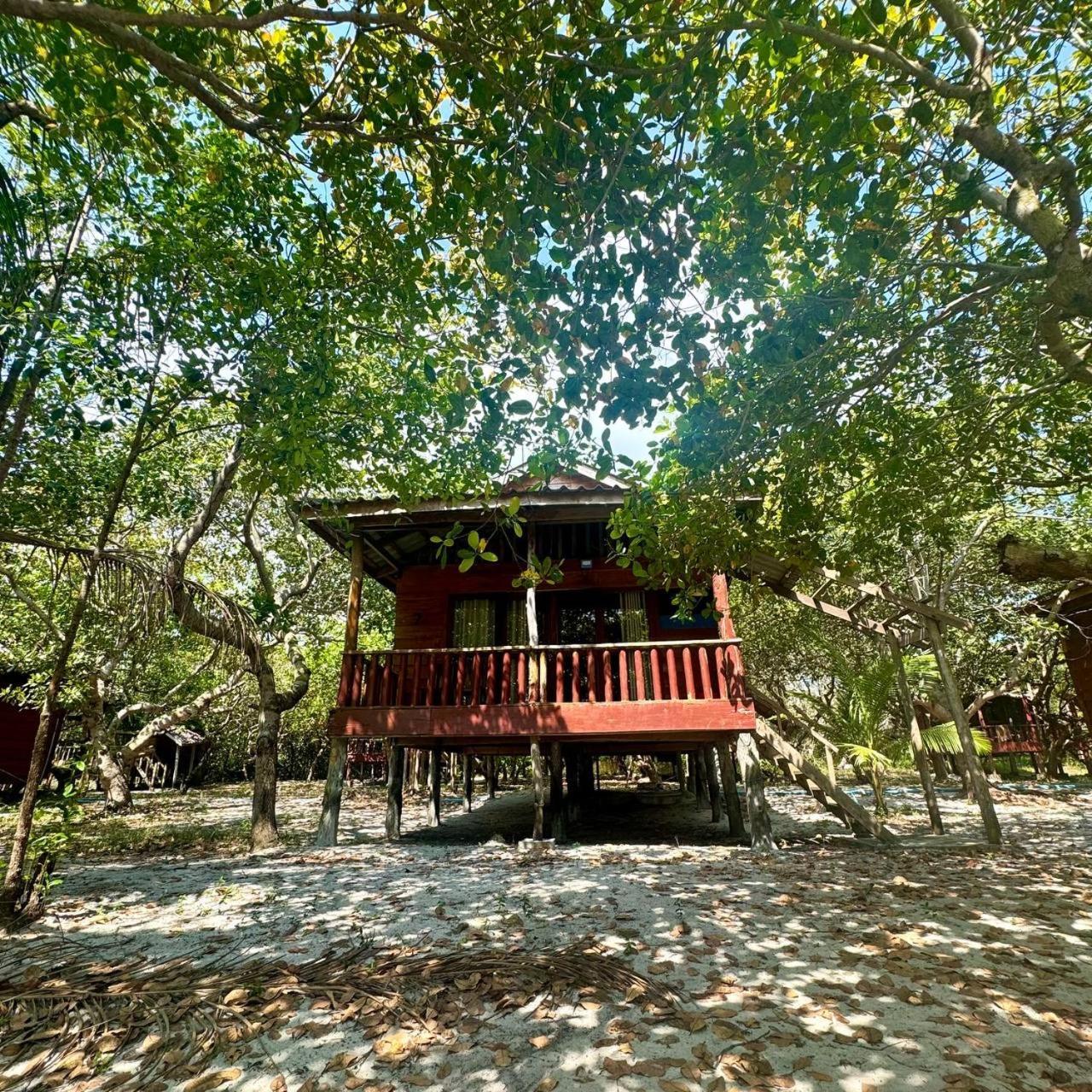 Rafikis Hostel Koh Rong Island Exterior photo